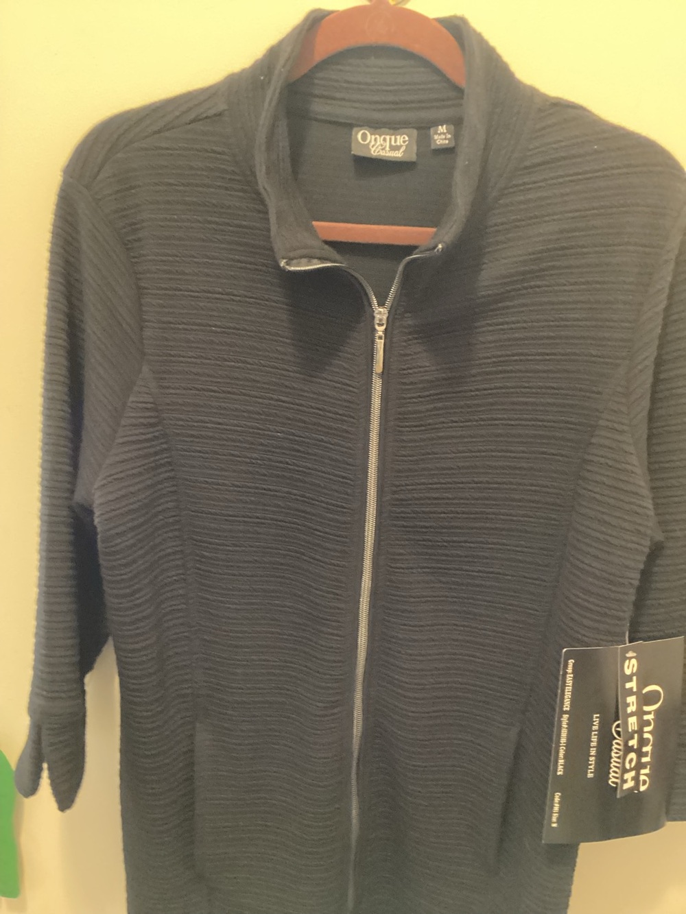 Onque Size M Black Jacket